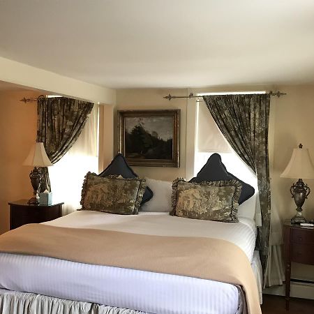 Admiral Farragut Inn Newport Exterior photo